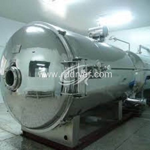 Low temperature vacuum dryer for fennel